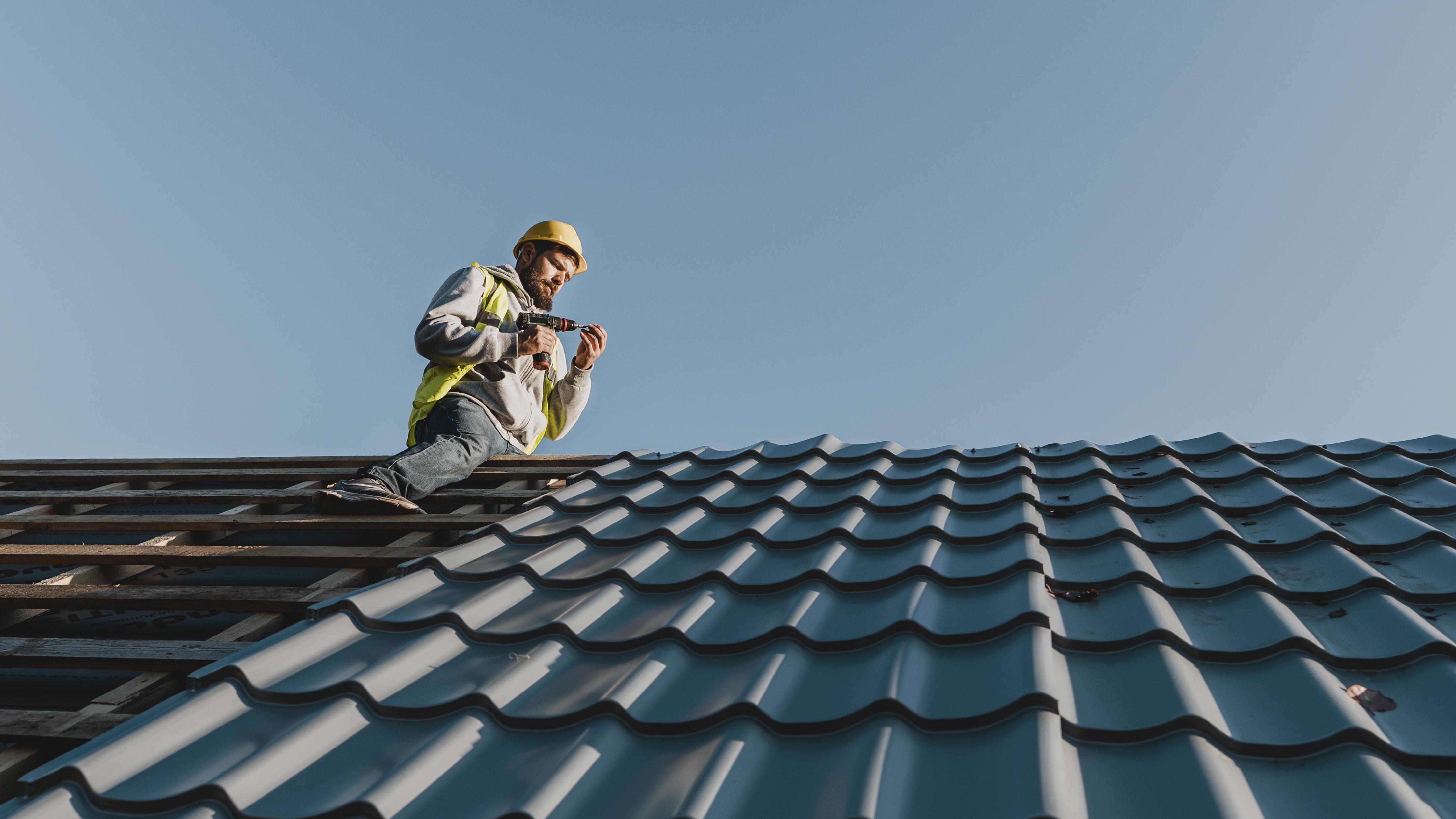 Professional roof installation 1